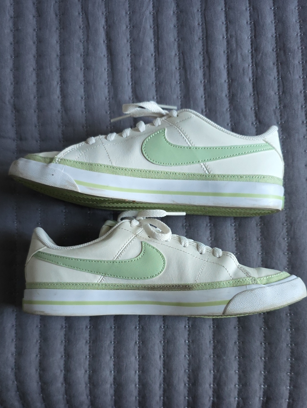 Nike Court Legacy